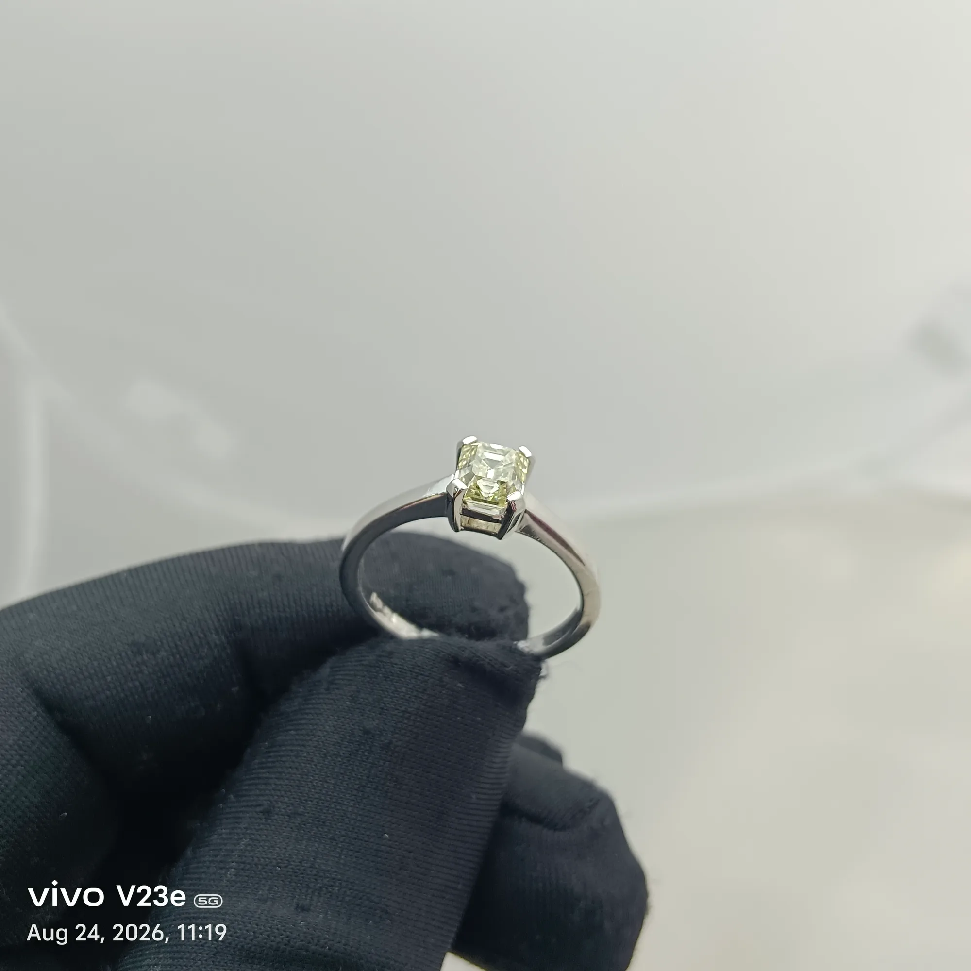 SOLITAIRE RING